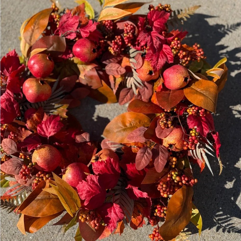 Frontgate Autumn Pomegranate Wreath - 28” - NWT